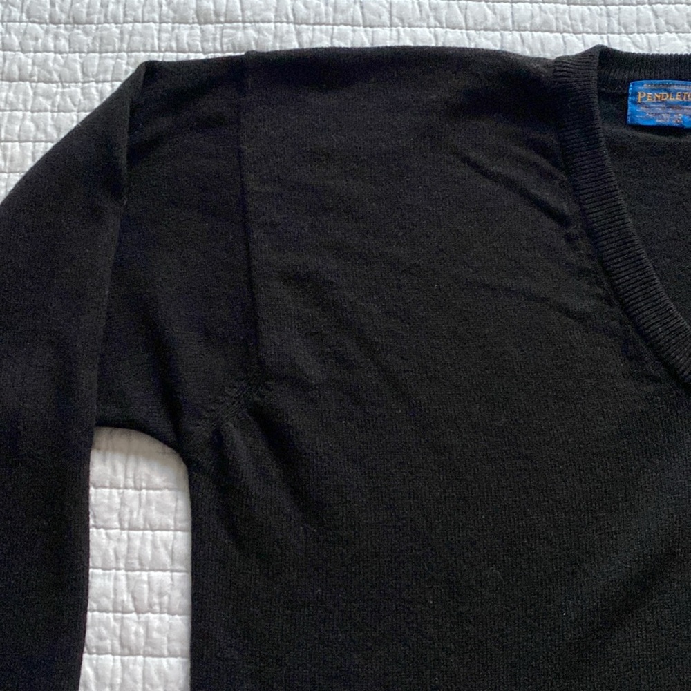 Pendleton Wool Grampa V- Neck Sweater Black Size … - image 7